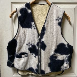 Fleece Vest Cow Look
